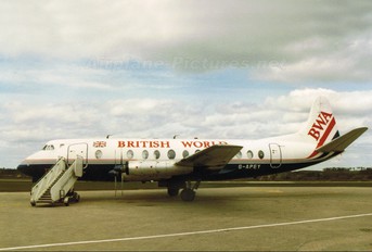 G-APEY - British World Airlines Vickers Viscount