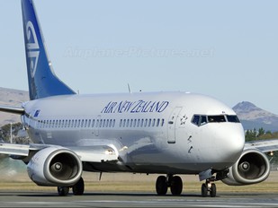 ZK-NGR - Air New Zealand Boeing 737-300