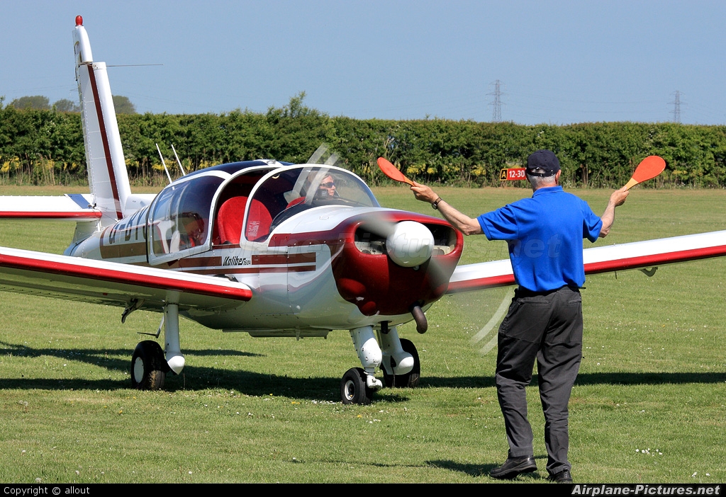 Private G-BYSI aircraft at Beverley