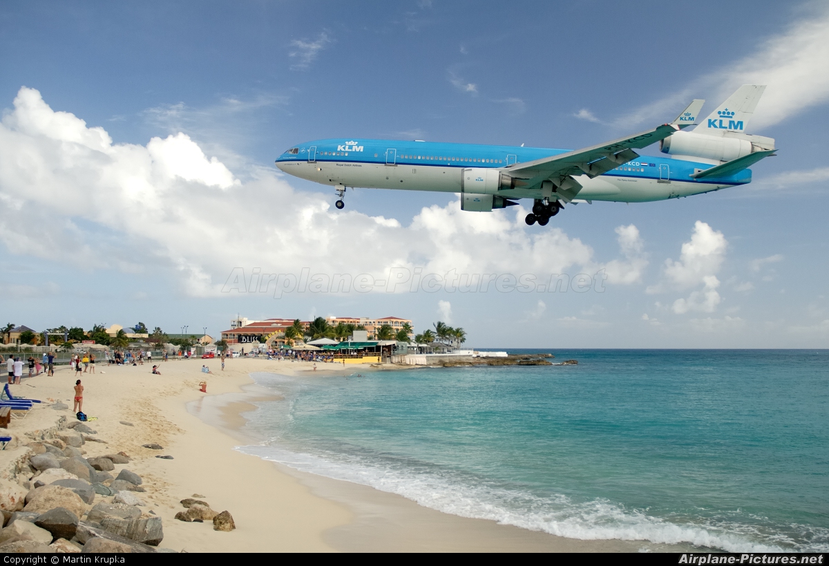 KLM PH-KCD aircraft at Sint Maarten - Princess Juliana Intl