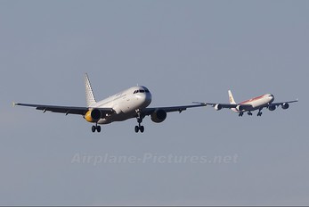 EC-JZI - Vueling Airlines Airbus A320