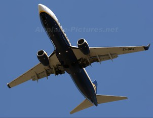 EI-DPS - Ryanair Boeing 737-800