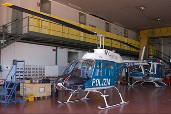 PS-72 - Italy - Police Agusta / Agusta-Bell AB 206A & B