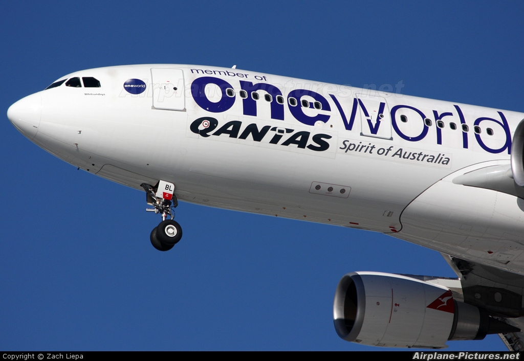 QANTAS VH-EBL aircraft at Perth, WA