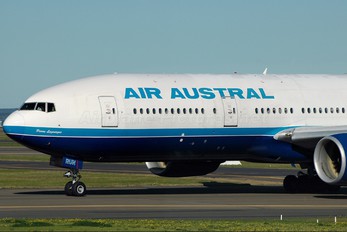 F-ORUN - Air Austral Boeing 777-200ER