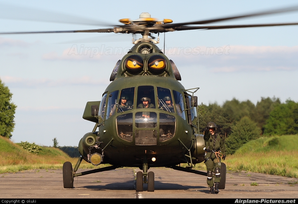 Poland - Army 607 aircraft at Undisclosed location