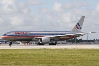N799AN - American Airlines Boeing 777-200ER