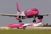 HA-LPT - Wizz Air Airbus A320 aircraft