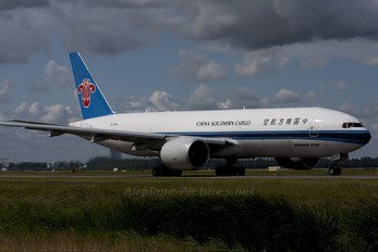 B-2073 - China Southern Cargo Boeing 777F