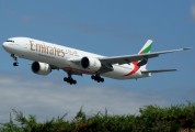 Emirates Airlines A6-ECH image