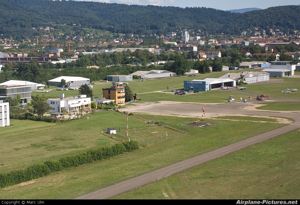 - Airport Overview - aircraft at Freiburg