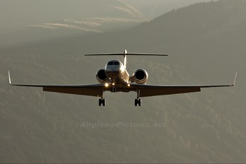 N595A - Private Gulfstream Aerospace G-V, G-V-SP, G500, G550