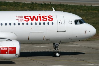 HB-IJV - Swiss Airbus A320
