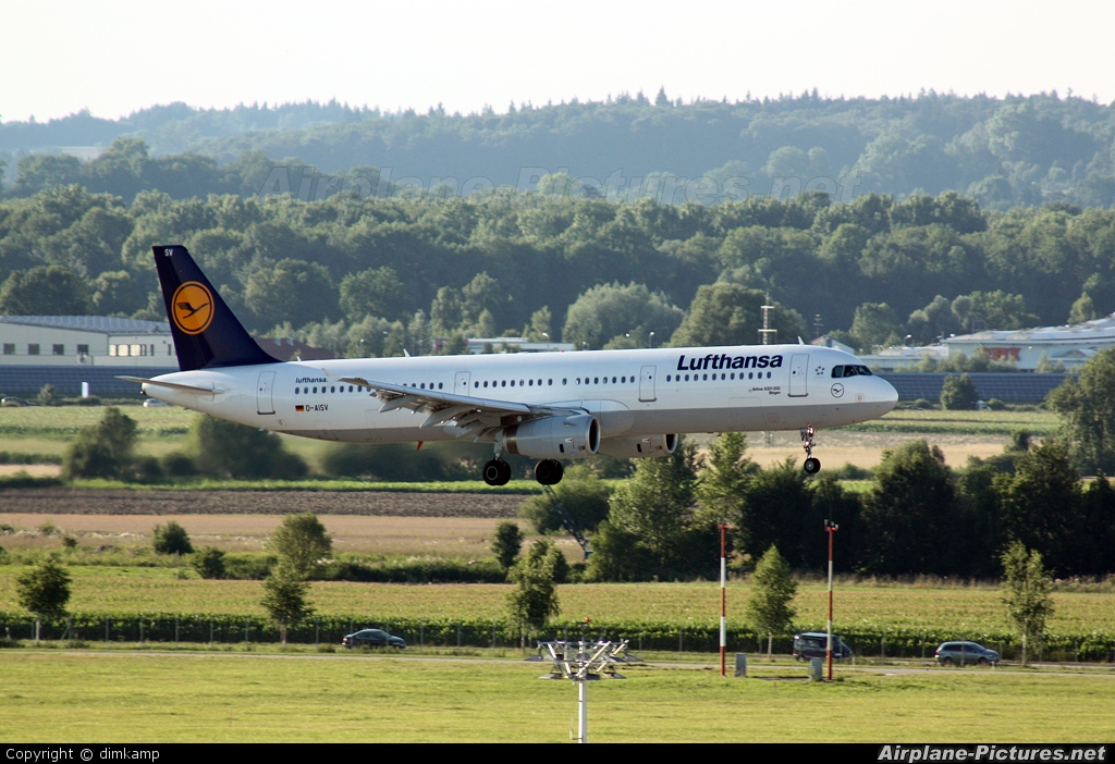 Lufthansa D-AISV aircraft at Munich