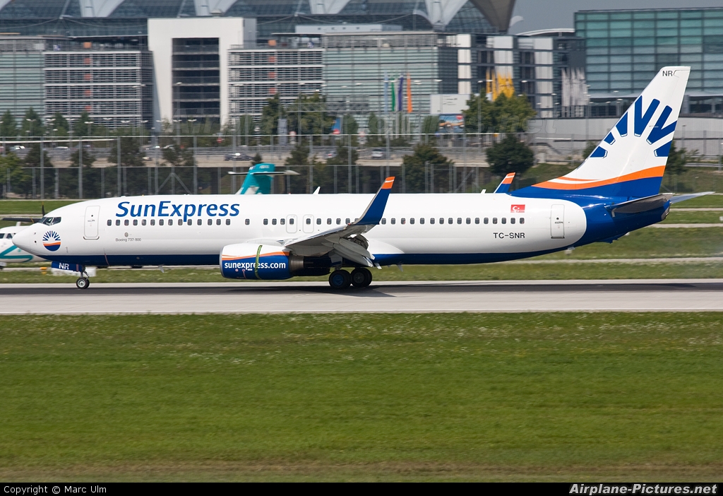 SunExpress TC-SNR aircraft at Munich
