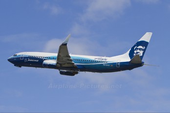 N512AS - Alaska Airlines Boeing 737-800