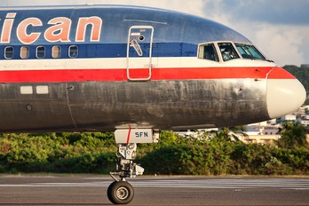 N174AA - American Airlines Boeing 757-200
