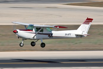 9H-AFV - Malta School of Flying Cessna 152