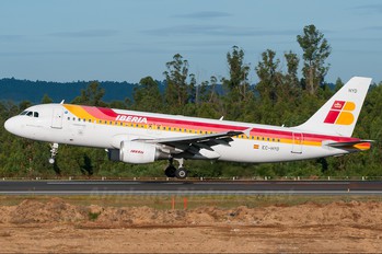 EC-HYD - Iberia Airbus A320