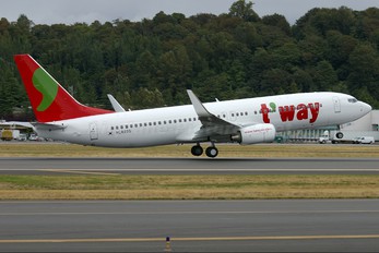 HL8235 - T'Way Air Boeing 737-800