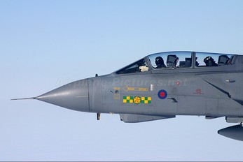 ZA542 - Royal Air Force Panavia Tornado GR.4 / 4A
