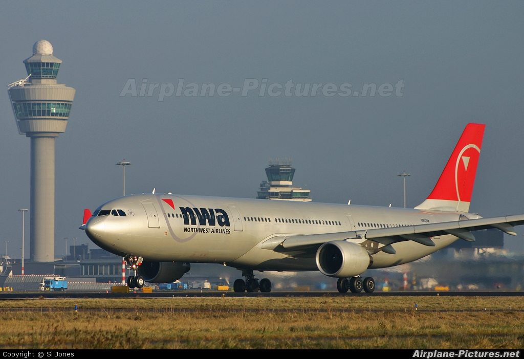 Northwest Airlines N852NW aircraft at Amsterdam - Schiphol