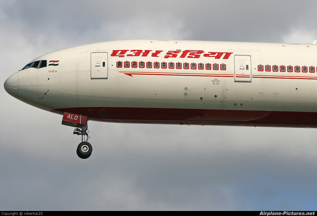 Air India VT-ALO aircraft at London - Heathrow