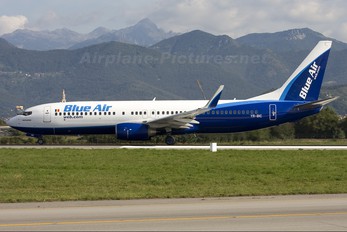 YR-BIC - Blue Air Boeing 737-800