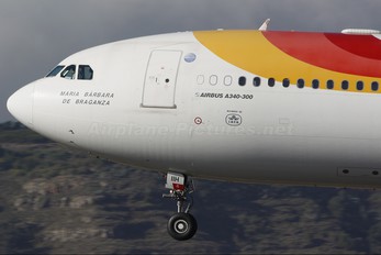 EC-IIH - Iberia Airbus A340-300