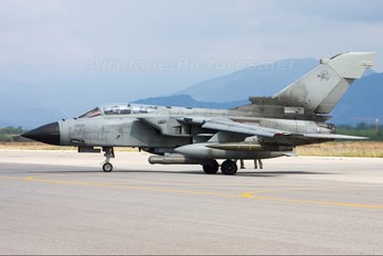 MM7058 - Italy - Air Force Panavia Tornado - IDS