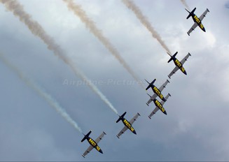 - - Breitling Jet Team Aero L-39C Albatros