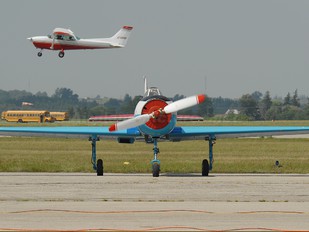 N52EW - Private Aerostar SA Yak 52