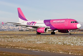 HA-LWB - Wizz Air Airbus A320
