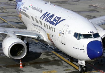 HA-LOG - Malev Boeing 737-600
