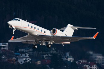 N235KK - Private Gulfstream Aerospace G-IV,  G-IV-SP, G-IV-X, G300, G350, G400, G450