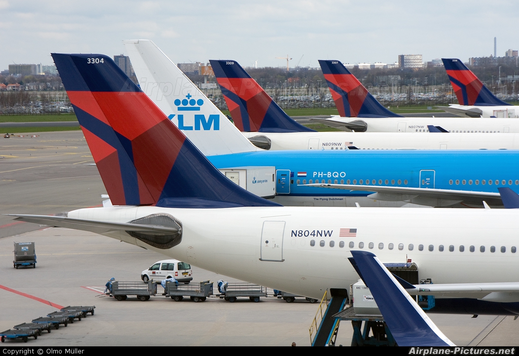Delta Air Lines N804NW aircraft at Amsterdam - Schiphol