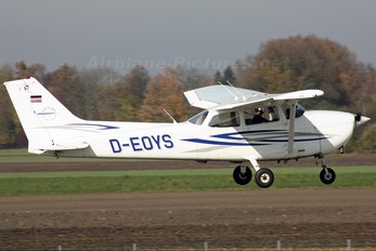 D-EOYS - Private Cessna 172 Skyhawk (all models except RG)
