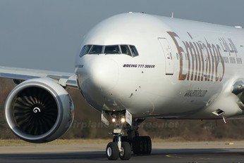 A6-ECG - Emirates Airlines Boeing 777-300ER