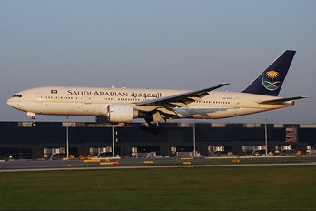 HZ-AKC - Saudi Arabian Airlines Boeing 777-200ER