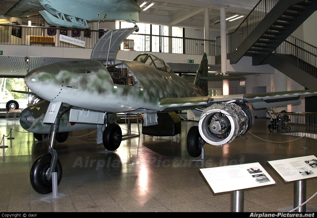 Germany - Luftwaffe (WW2) 500071 aircraft at Deutches Museum Munich