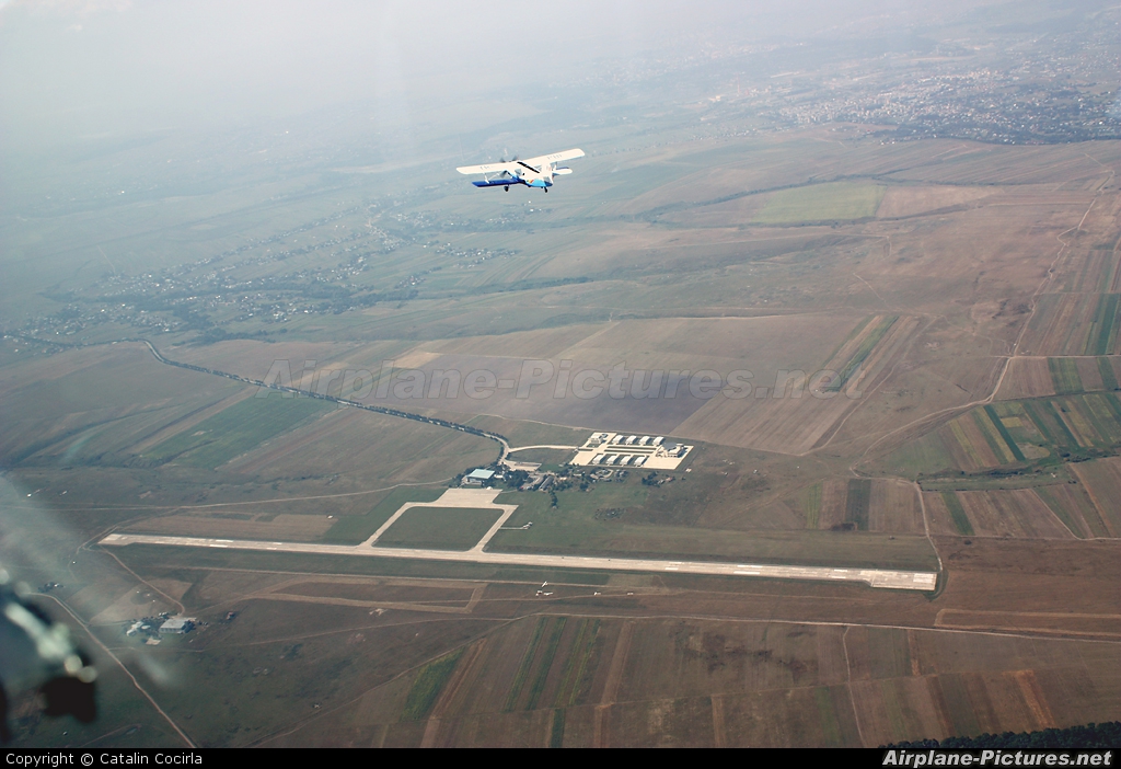 - Airport Overview - aircraft at Suceava - Ştefan Cel Mare