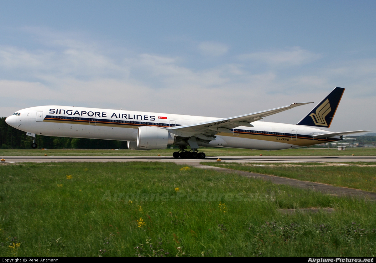 Singapore Airlines 9V-SWB aircraft at Zurich