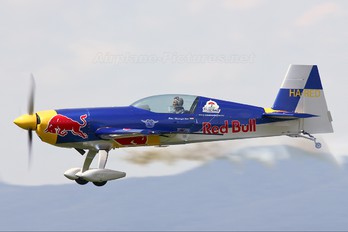 HA-RED - The Flying Bulls : Aerobatics Team Extra 300S, SC, SHP, SR