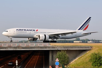F-GSPY - Air France Boeing 777-200ER