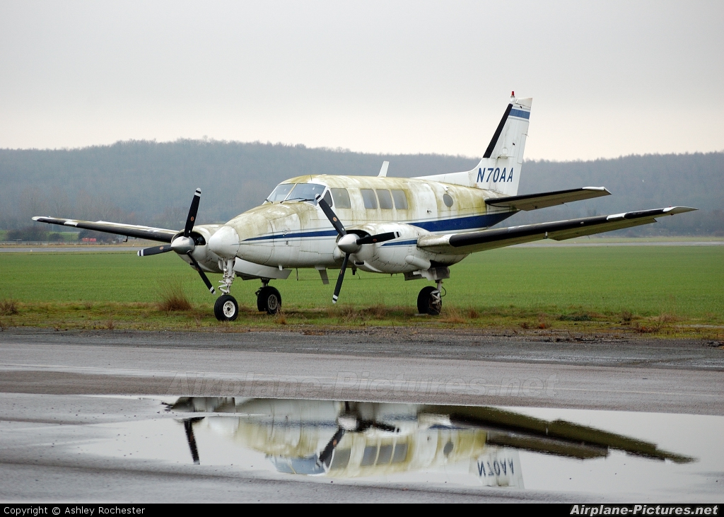 Private N70AA aircraft at Wellesbourne Mountford
