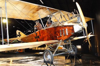 - - Germany - Imperial Air Force (WW1) Albatros B.II