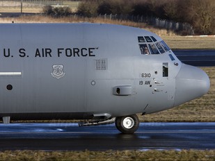 90-1795 - USA - Air Force Lockheed C-130H Hercules