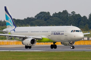 HL8213 - Air Busan Airbus A321