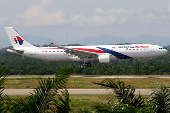 9M-MTD - Malaysia Airlines Airbus A330-300