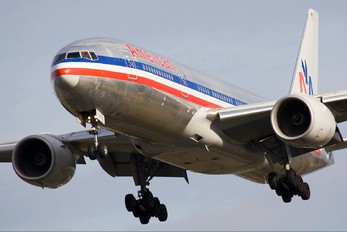 N794AN - American Airlines Boeing 777-200ER